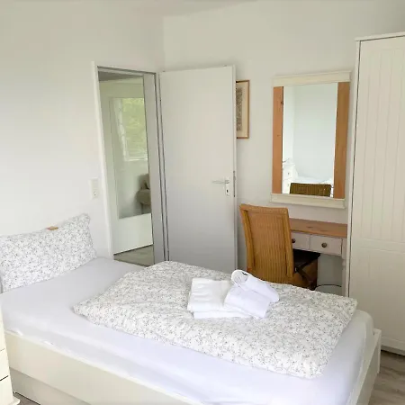 Helle Strandwohnung *