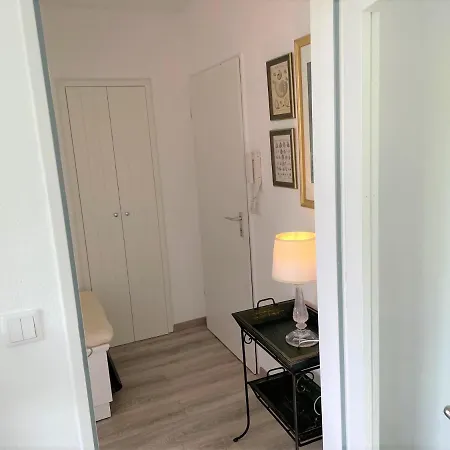 Helle Strandwohnung *